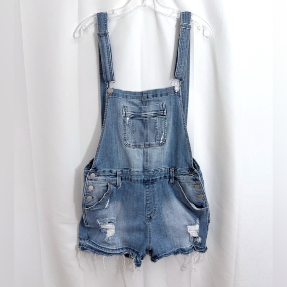 Judy Blue Pants - Judy Blue Distressed Shorts Overalls With Released Hem Size 32
